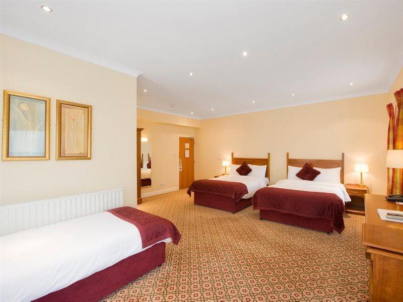 Wilton Hotel Брей Екстериор снимка